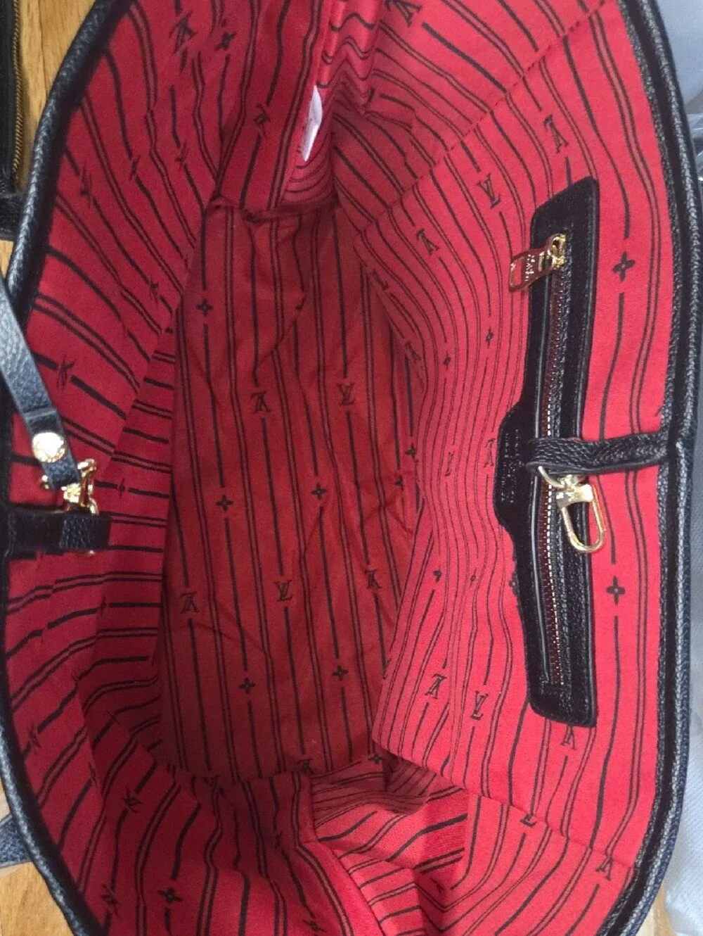 L/V luxurious louis